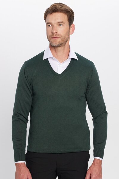 Tudors Pánský bavlněný úplet Slim Fit s výstřihem do V