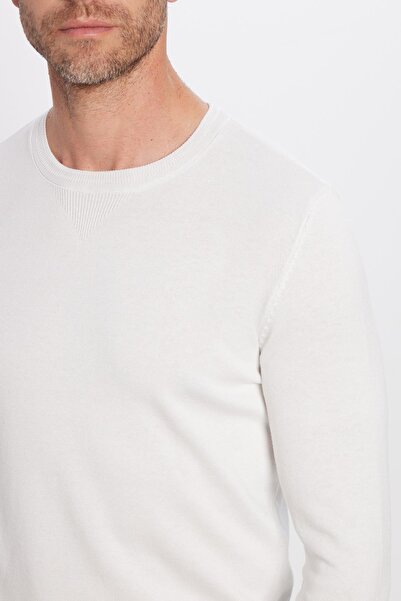 Tudors Erkek Standart Fit Normal Kesim Bisiklet Yaka Beyaz Triko Kazak