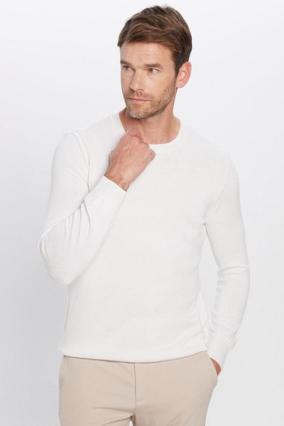 Tudors Men's Slim Fit Narrow Cut Crew Neck Sweater