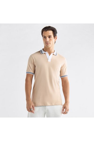 FAV Colourblock Polo T-shirt with Short Sleeves and Button Closure