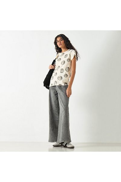 SP Characters All-Over S.W. Smiley Print Crew Neck T-shirt with Short Sleeves
