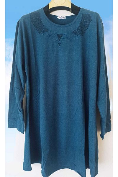 Noname Woolviscose Fabric - Mother's Tunic/Combed with Rhinestone Embroidery, Crew Neck and Slit
