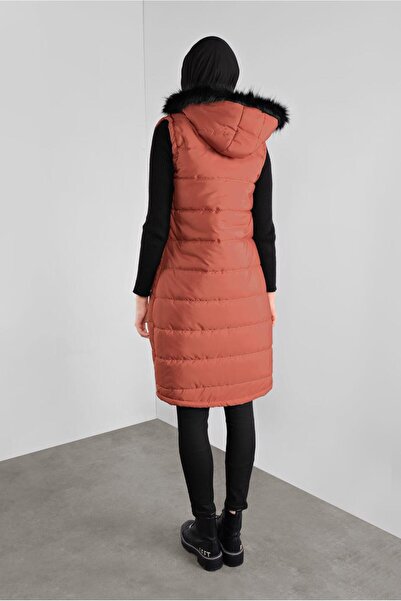 TRENDTESETTÜR Жіночий кавовий кольоровий хутряний капюшон надувний жилет - 1000