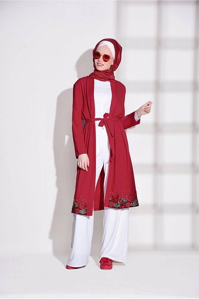 TRENDTESETTÜR Women's Red Skirt Tip Embroidery Detailed Cardigan 34161