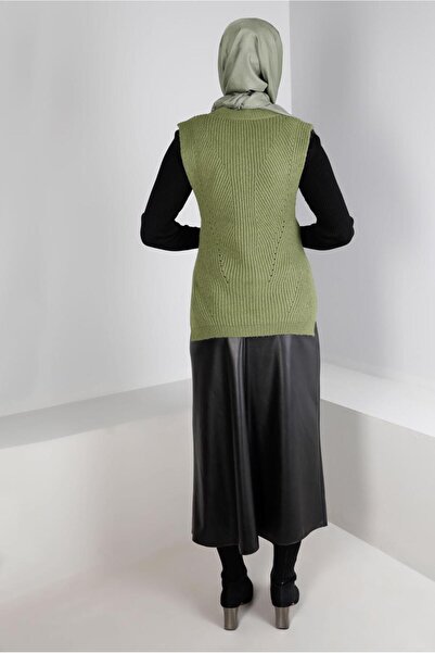 Alvina 60326 Model Belted and Zippered Skirt