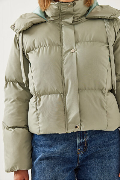 Bianco Lucci Γυναικείο κοντό παλτό με κουκούλα 2418 60451013