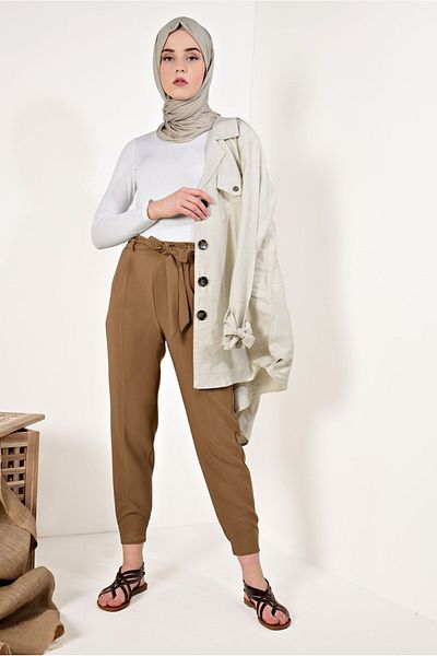 TRENDTESETTÜR Γυναικείο παντελόνι Jogger με λεπτομέρεια ζώνης καφέ (CAMEL) T 21003
