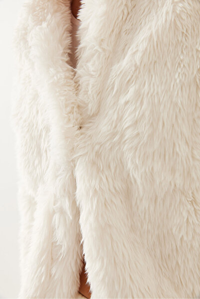 Bianco Lucci Women's Furry Plush Coat 9088 60351243