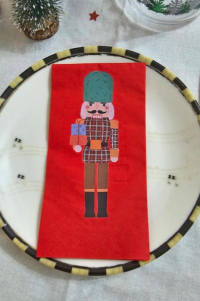 PEKSHOP Red Christmas Napkin with Lead Soldier Print - Nutcracker Red Napkin 12 Pack