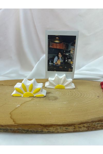 Melouro Yellow Design Daisy Set of 2 Photo and Card Holder, Note Holder, Note Holder, Wedding Name Holder