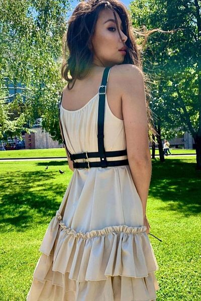 Angels Passion Curea de umăr cu dungi subțiri Curea elegantă din piele cu detaliu la piept pe rochie