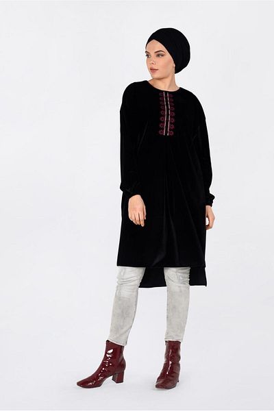 TRENDTESETTÜR Women's Black Embroidered Velvet Tunic 4794
