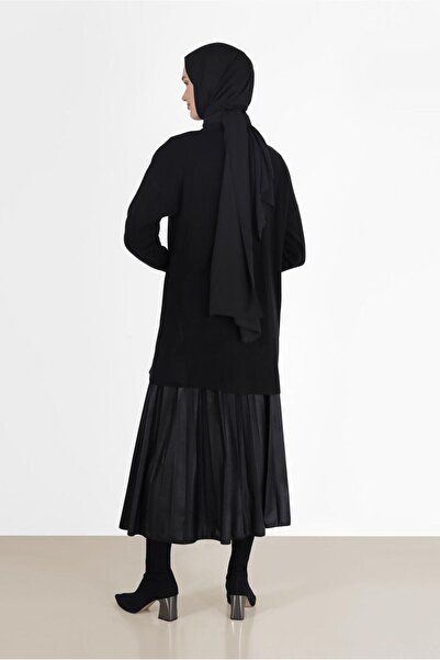 TRENDTESETTÜR Women's Black Buttoned Basic Cardigan 94541