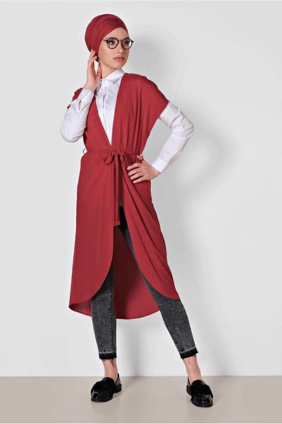 TRENDTESETTÜR سترة نسائية بحزام أحمر T 4241