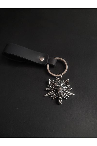 BSN Store Genuine Leather Keychain with Scandinavian Fashion Wolf Figure