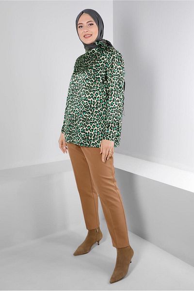 TRENDTESETTÜR WOMEN'S GREEN LEOPARD PATTERNED SATIN TUNIC T 20308