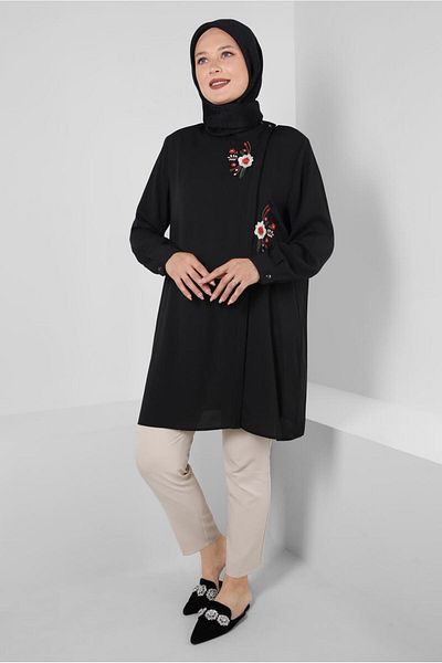 TRENDTESETTÜR Large Size Embroidered Black Tunic - Women's T 20247