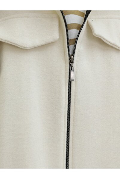 Modamorfo Ecru Stamp Cap - Side Pocket and Zipper