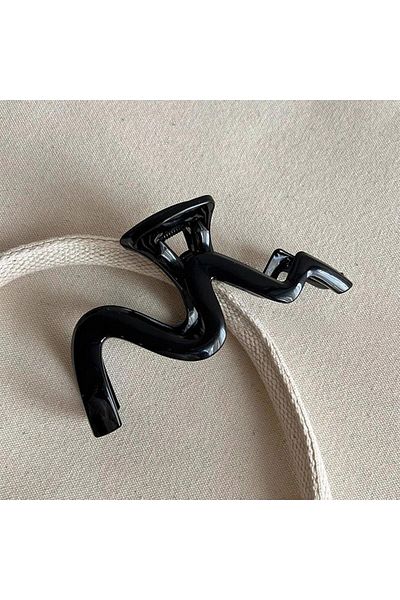 So Much Accesories Shiny Acetate Black Latch Buckle - Luxury