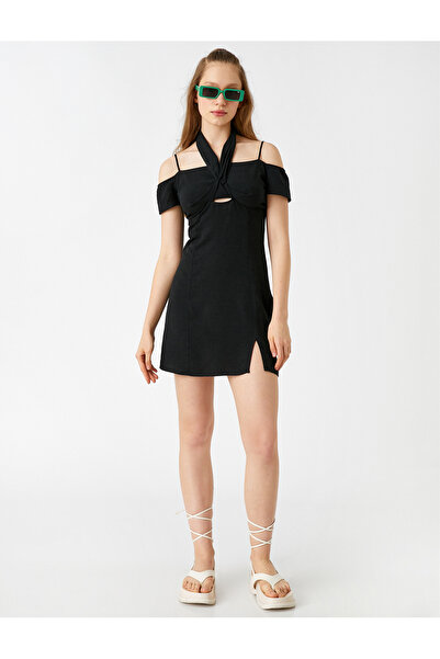 Koton Mini Elbise Omzu Açık Yırtmaçlı Pencere Detaylı Keten Karışımlı Fiyonk Detaylı