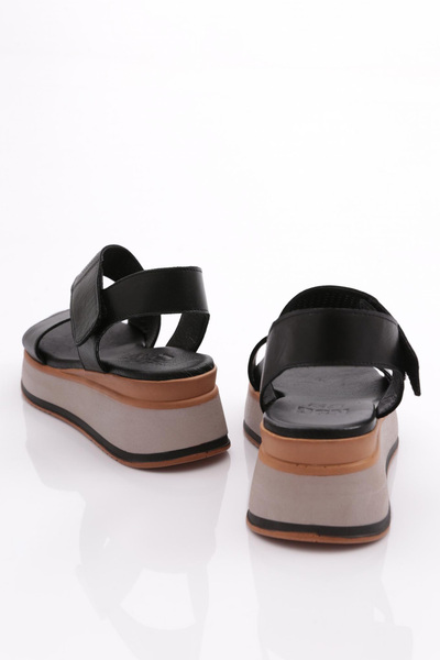 DGN Kadın Sandalet Siyah 241235108