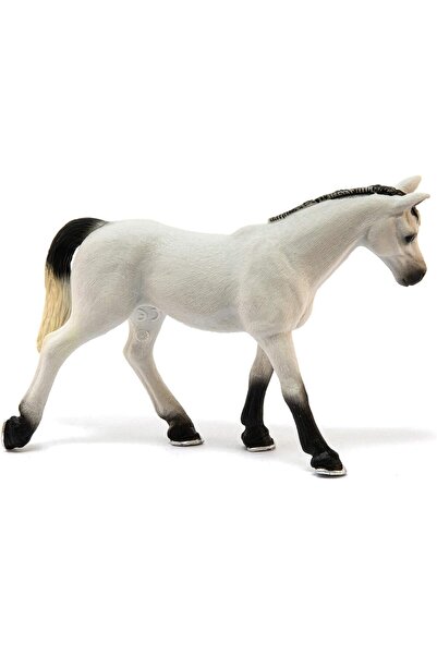 SCHLEICH Horse Club Animal Figure, Horse Toy for Girls and Boys 5-12 years, Arabian Mare