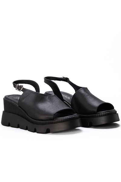 Gusse Thaylane Women - Genuine Leather Sandals 2008 Model
