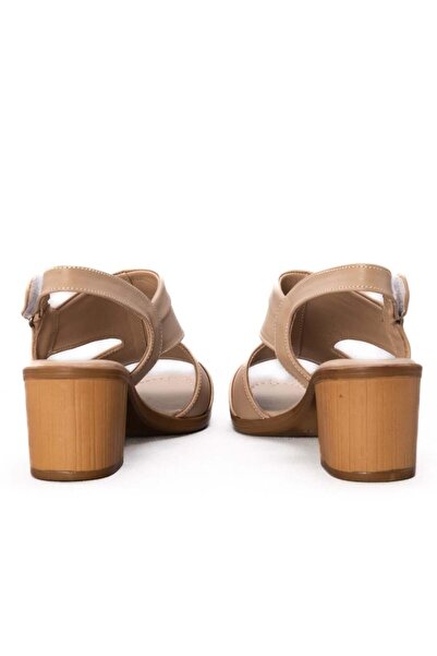 Gusse Γυναικεία πέδιλα με τακούνι από γνήσιο δέρμα Delight 2211 Model