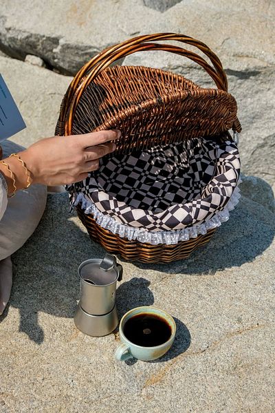 SepetçiBaba Marilena - Natural Picnic Basket with Wicker Lid and Handles