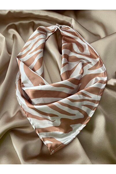 PratikDikisco وشاح منقوش