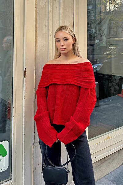 Swist Red Velvet Madonna Collar Open Shoulder Women's Knitwear Sweater