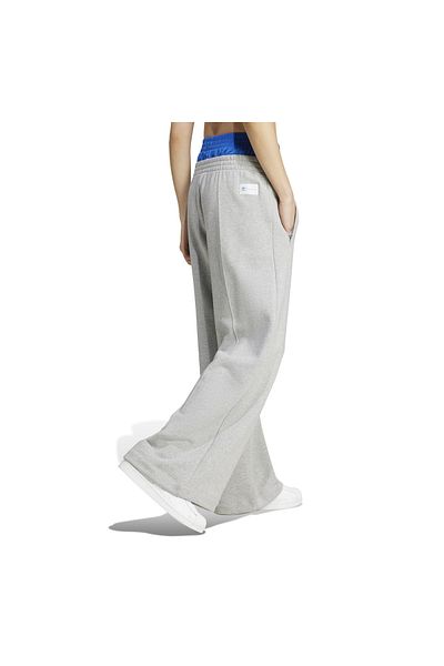 adidas Pantaloni de trening pentru femei adidas Ksenıa IW5670-K gri