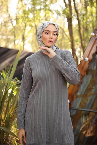Bwest طقم بنطلون تونيك قصير بياقة دائرية بسيط مكون من قطعتين - (38-46) - 71219 - مدخن