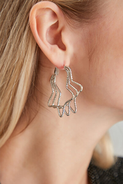 Lina Tia Kadın Orta Boy 3 Yıldız Birleşik Tasarım Üzeri Çıkıntılı Desen Çelik Gümüş Kaplama Günlük Stil Küpe