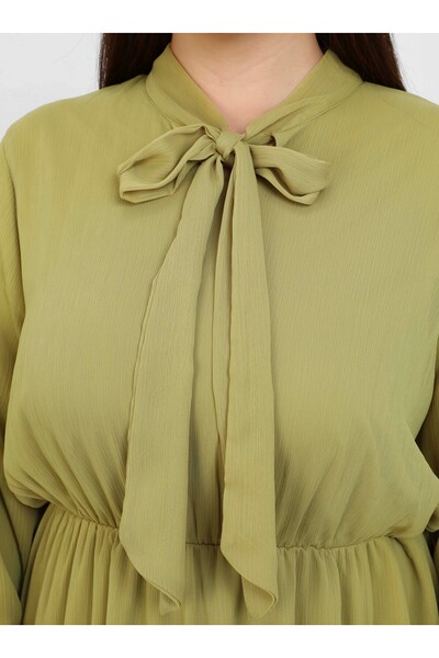 ALİA Φόρεμα σιφόν με λαιμόκοψη Plus Size - Λιπαρό Πράσινο - Alia