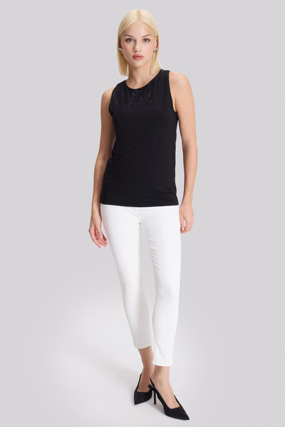 Naramaxx Πλεκτή μπλούζα με στρογγυλή λαιμόκοψη και πέτρινη λεπτομέρεια