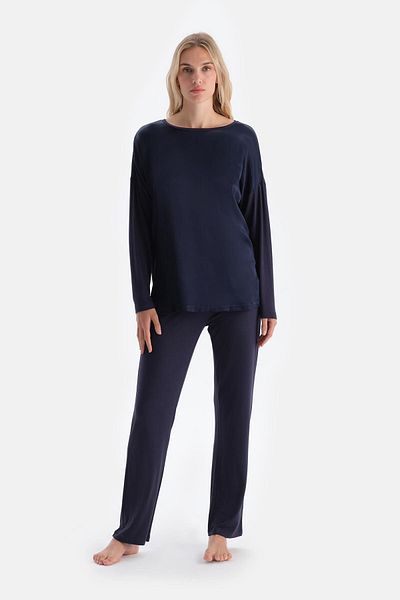 Dagi Navy Blue Satin Garnished Long Sleeve T-Shirt Pants Pajama Set