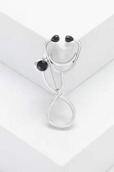 PETEK AKSESUAR STETESKOP SAĞLIK TIP DOKTOR TAŞLI ŞIK BROŞ 4 CM.