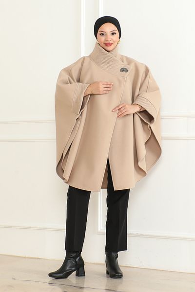 KADEEM Beige Collared Knitwear Panco