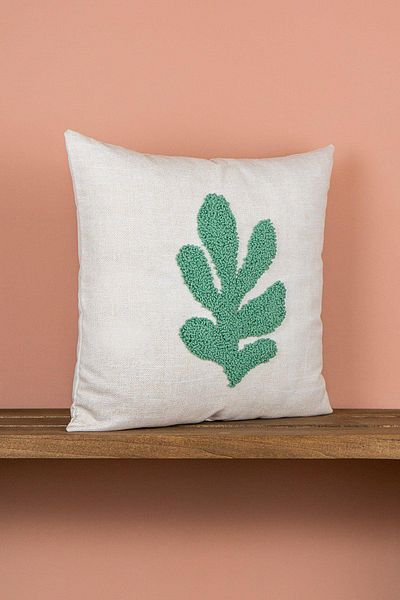 Cango Home Green Leaf Patterned Punch Throw Pillow CGH1361