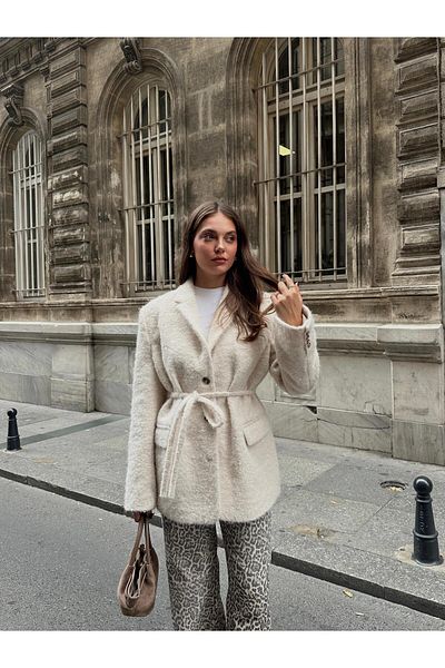 Laluvia Bunda Stone Boucle Belted Razítko