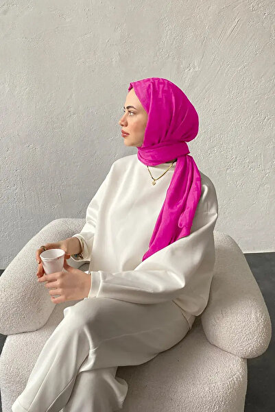 Madame Polo Sıla Yıldırım Ipeksi Jakar Lara Şal Vektörel Desen - Barbie Pembesi
