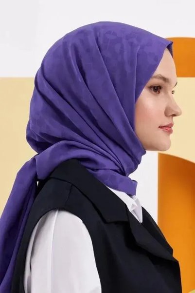Madame Polo Silky Jacquard Lara Shawl Block Pattern - Metallic Purple