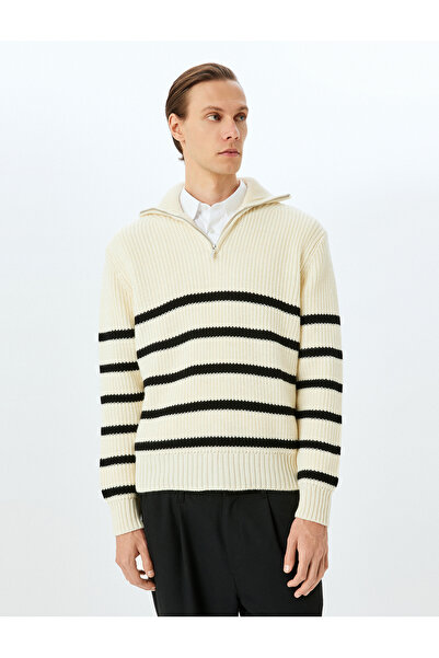 Koton Yarım Fermuarlı Çizgili Triko Kazak