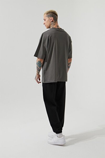 Machinist Чоловіча базова футболка оверсайз з бавовняного джерсі кольору димчастого