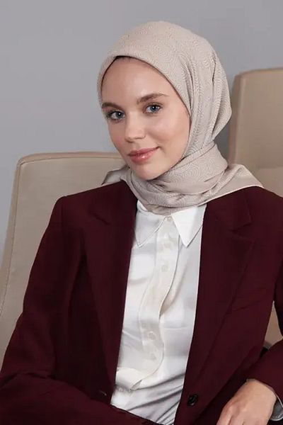 Madame Polo Beige Silky Jacquard Olips Patterned Scarf