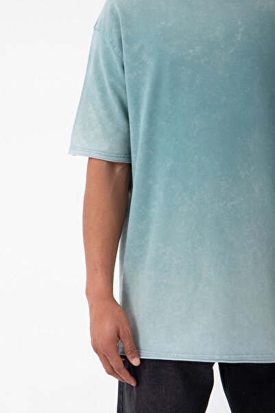 Machinist Ανακουφιστικό μπλουζάκι από βασικό ύφασμα που πλένεται με λεπτομέρεια με σχισμή με λεπτομέρεια μέντας