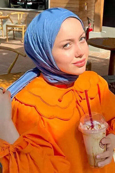 Madame Polo Elif Peker Bamboo Shawl - Indigo