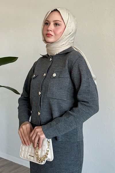 InStyle بدلة أنثراسايت مع تنورة وسترة