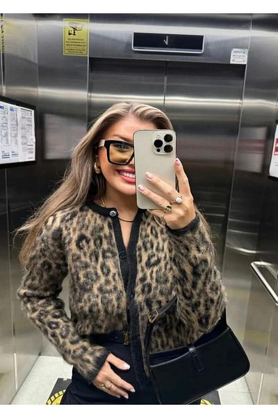 Lamierra Cardigan de tricotaj cu model leopard Yumoş - cu nasturi